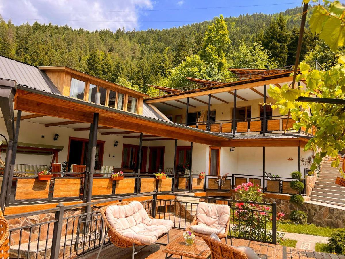 Hotel Borjomi Verde Bagian luar foto